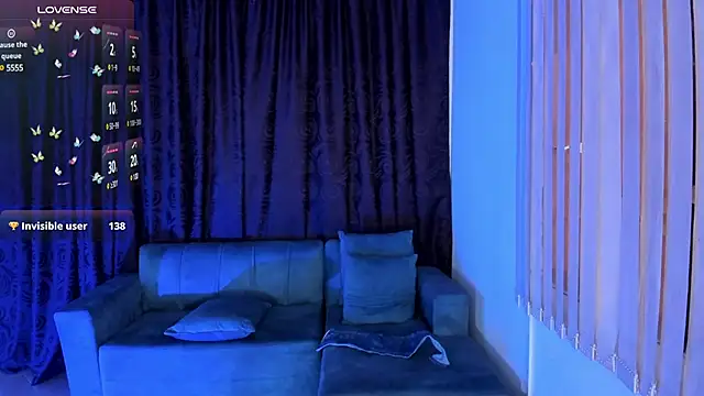 Snapshot of SaraaMills chatting on 3, 2, 2025 SaraaMills online show from 3, 2, 2025