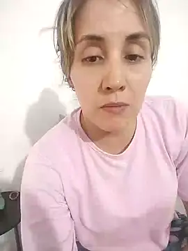 Isabel23zr online show from 17, 1, 2025