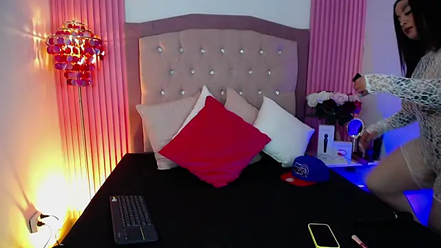 Snapshot of Erika_Montoya chatting on 3, 3, 2026 Erika Montoya online show from 3, 3, 2026