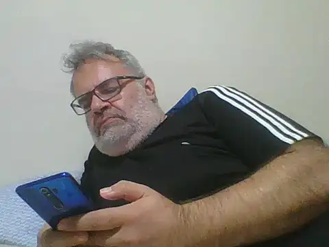 Snapshot of DockTVXXX chatting on 28, 10, 2025 DockTVXXX online show from 28, 10, 2025