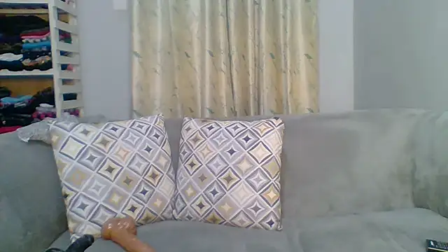 Snapshot of Petite_254 chatting on 6, 5, 2026 Petite 254 online show from 6, 5, 2026