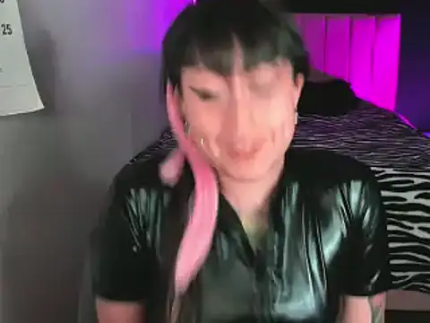 Snapshot of Sophiemarie5 chatting on 1, 2, 2025 Sophiemarie5 online show from 1, 2, 2025