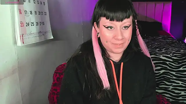 Snapshot of Sophiemarie5 chatting on 16, 2, 2025 Sophiemarie5 online show from 16, 2, 2025