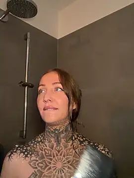 ElenaHaze online show from 20, 5, 2026