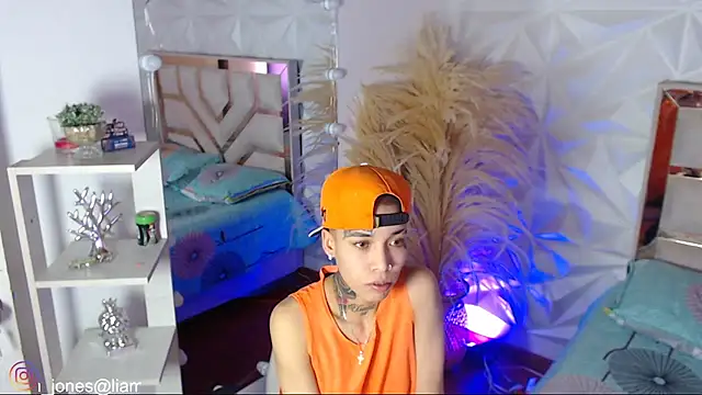 Jonesliam23 online show from 23, 2, 2026