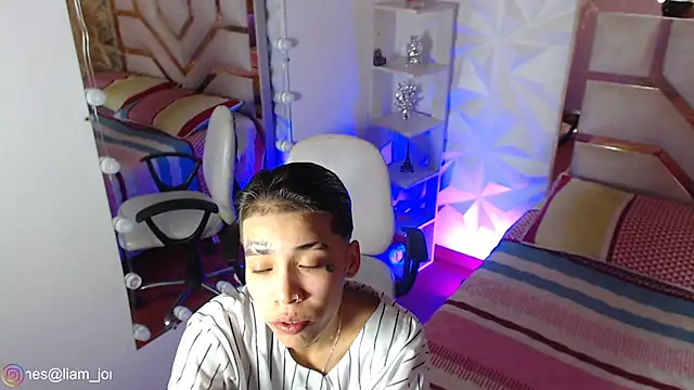 Snapshot of Jonesliam23 chatting on 18, 4, 2026 Jonesliam23 online show from 18, 4, 2026