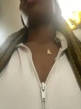 Snapshot of adaraSmiith chatting on 18, 1, 2025 adaraSmiith online show from 18, 1, 2025