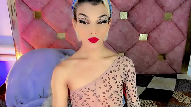 Snapshot of the-horus-girl chatting on 12, 12, 2024 the-horus-girl online show from 12, 12, 2024