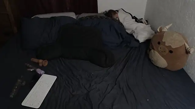 anja peach online show from 25, 3, 2026