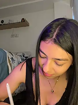 Snapshot of Liissa_cute_ chatting on 11, 5, 2026 Liissa cute online show from 11, 5, 2026
