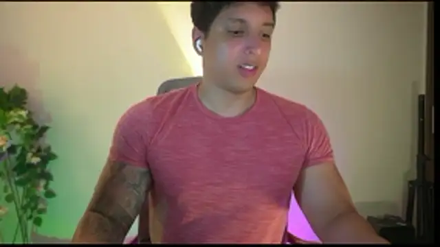 Snapshot of appolo_allen chatting on 3, 2, 2026 appolo allen online show from 3, 2, 2026