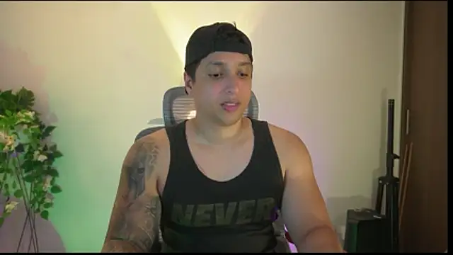 Snapshot of appolo_allen chatting on 8, 2, 2026 appolo allen online show from 8, 2, 2026