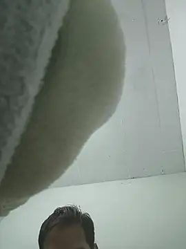 Luisf1267 online show from 7, 2, 2026