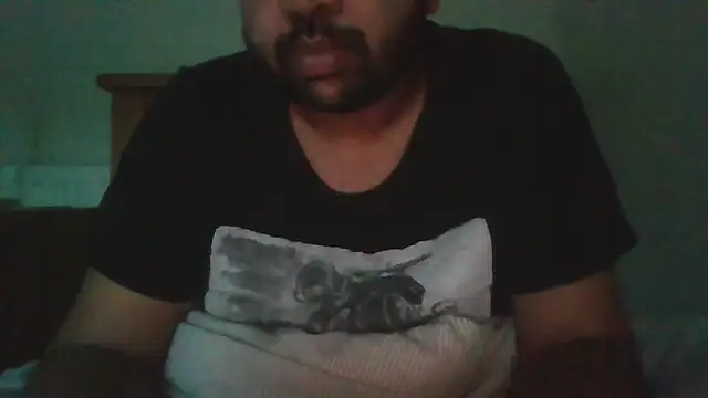 Snapshot of whoreboi98 chatting on 27, 4, 2026 whoreboi98 online show from 27, 4, 2026