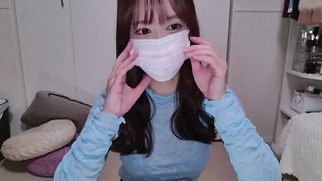 Snapshot of TsukasaSakai chatting on 4, 1, 2025 TsukasaSakai online show from 4, 1, 2025