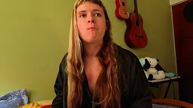 NEXT DOOR GIRL  online show from 1, 3, 2026