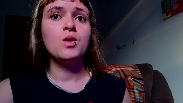 NEXT DOOR GIRL  online show from 1, 4, 2026