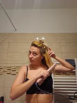 Selenna emma online show from 31, 10, 2025