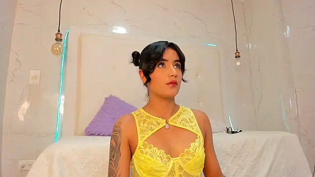 emilyadams0 online show from 3, 10, 2025