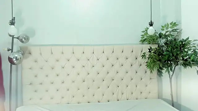 Briyit Doll online show from 24, 12, 2024