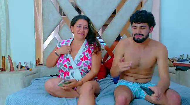 Snapshot of LeidyJones chatting on 15, 3, 2025 LeidyJones online show from 15, 3, 2025