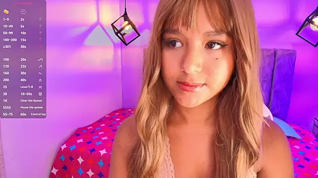 Sophiee Velvet online show from 16, 9, 2025