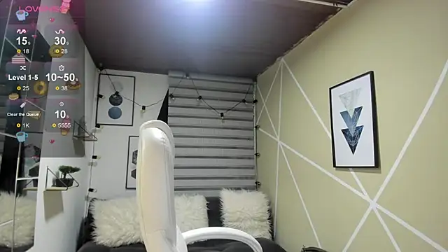 Enma  clark online show from 29, 9, 2025