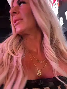 blondiluvsanal online show from 8, 3, 2026