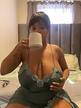 Snapshot of Saggy_areola95 chatting on 12, 5, 2026 Saggy areola95 online show from 12, 5, 2026