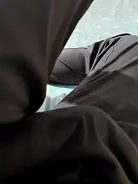 PRIYANHUxh online show from 9, 4, 2026