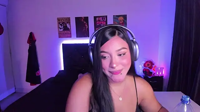 Snapshot of Mariana_Hasper_ chatting on 13, 9, 2025 Mariana Hasper  online show from 13, 9, 2025