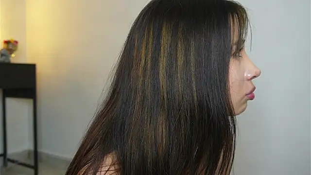 Snapshot of AlessiaVix chatting on 14, 3, 2025 AlessiaVix online show from 14, 3, 2025