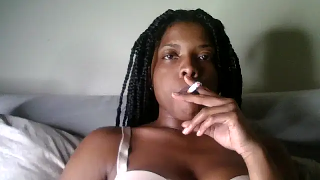 Snapshot of CaramelGoddessxoxo chatting on 20, 5, 2026 CaramelGoddessxoxo online show from 20, 5, 2026