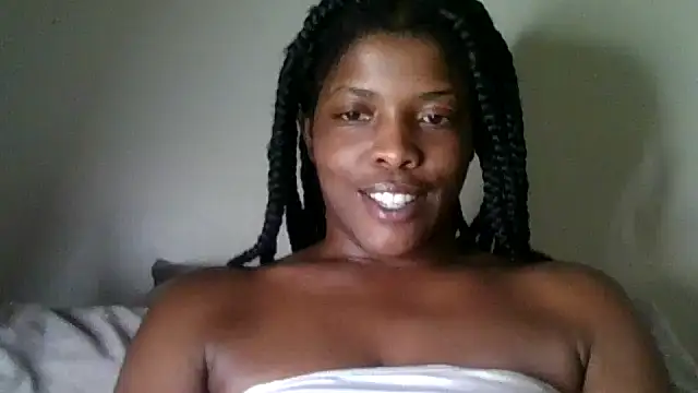 Snapshot of CaramelGoddessxoxo chatting on 16, 7, 2026 CaramelGoddessxoxo online show from 16, 7, 2026