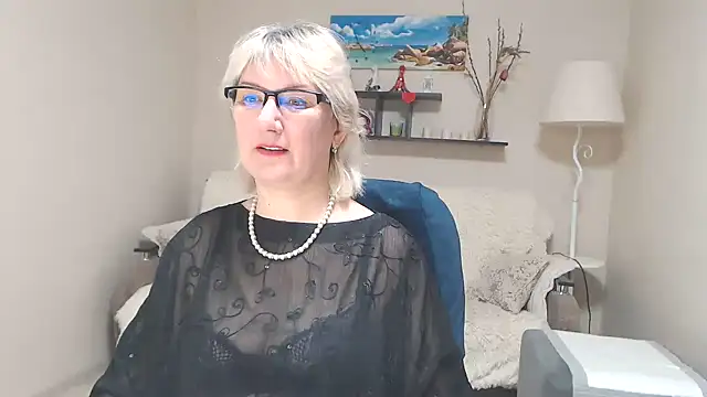 FleurMays online show from 26, 2, 2025