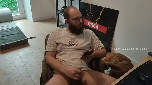 Snapshot of azagoul222 chatting on 1, 3, 2026 azagoul222 online show from 1, 3, 2026