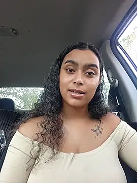 Snapshot of cinnaminnie chatting on 14, 3, 2025 cinnaminnie online show from 14, 3, 2025