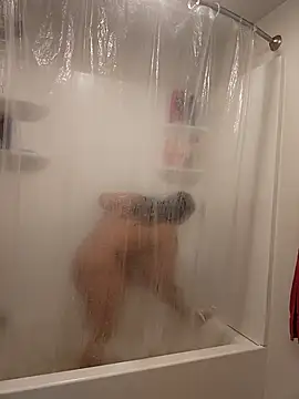 Snapshot of cinnaminnie chatting on 27, 9, 2025 cinnaminnie online show from 27, 9, 2025