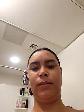 Snapshot of cinnaminnie chatting on 14, 2, 2026 cinnaminnie online show from 14, 2, 2026