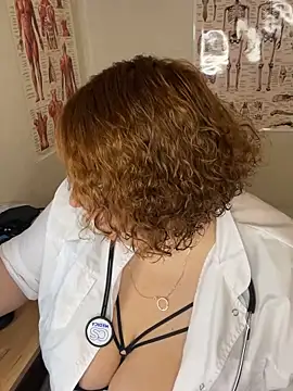 Snapshot of Tania-myr87_ZD chatting on 17, 12, 2024 Tania-myr87 ZD online show from 17, 12, 2024