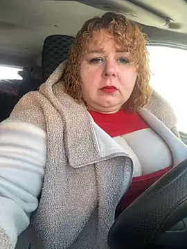 Snapshot of Tania-myr87_ZD chatting on 2, 3, 2026 Tania-myr87 ZD online show from 2, 3, 2026