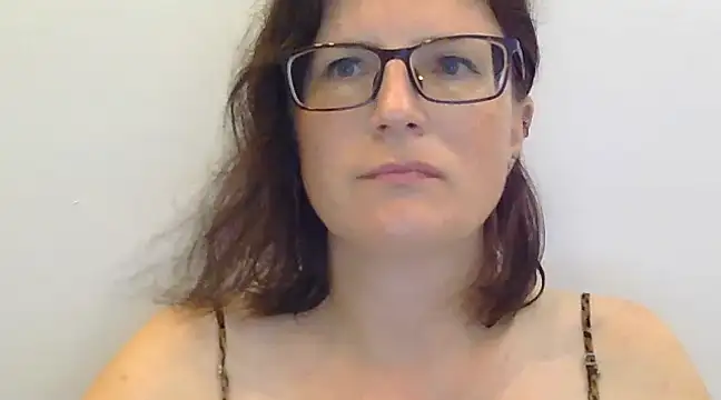 Snapshot of CrimsonMistress chatting on 7, 1, 2025 CrimsonMistress online show from 7, 1, 2025