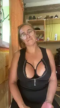 anastasia and jordan online show from 5, 3, 2025