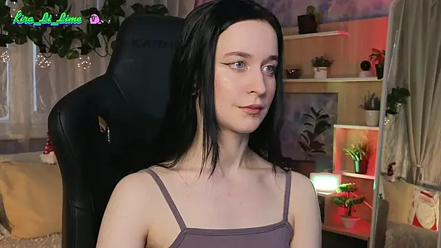 Snapshot of KiraLiLime chatting on 18, 1, 2025 KiraLiLime online show from 18, 1, 2025
