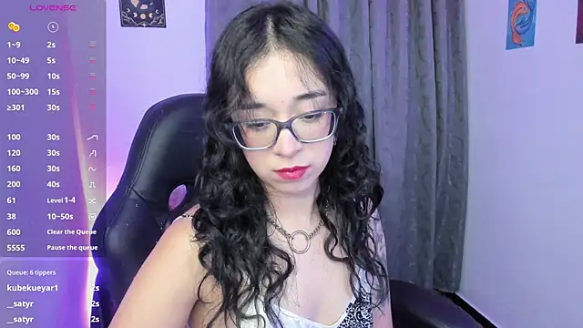 Snapshot of indra_cam chatting on 29, 6, 2026 indra cam online show from 29, 6, 2026