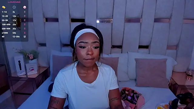 mia schwarz online show from 29, 9, 2025