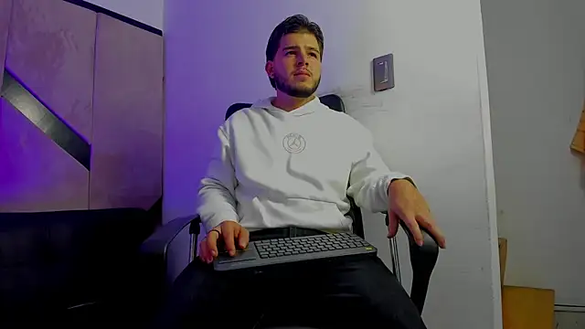 danielclarton1 online show from 21, 10, 2025