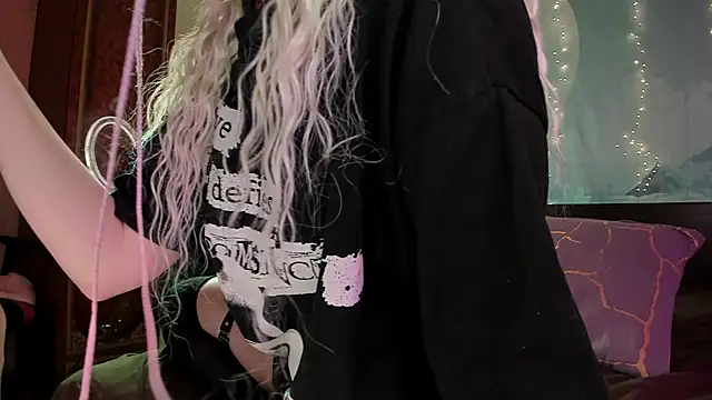 Natural pussy online show from 22, 12, 2024