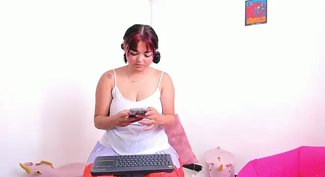 Agata clark online show from 1, 10, 2025