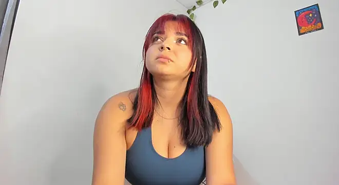 Agata clark online show from 7, 10, 2025
